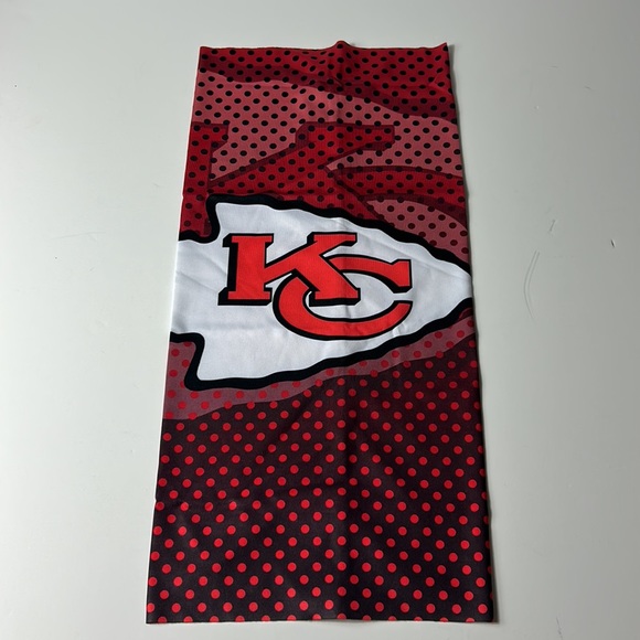Kansas City Chiefs Neck Gaiter - Picture 2 of 4